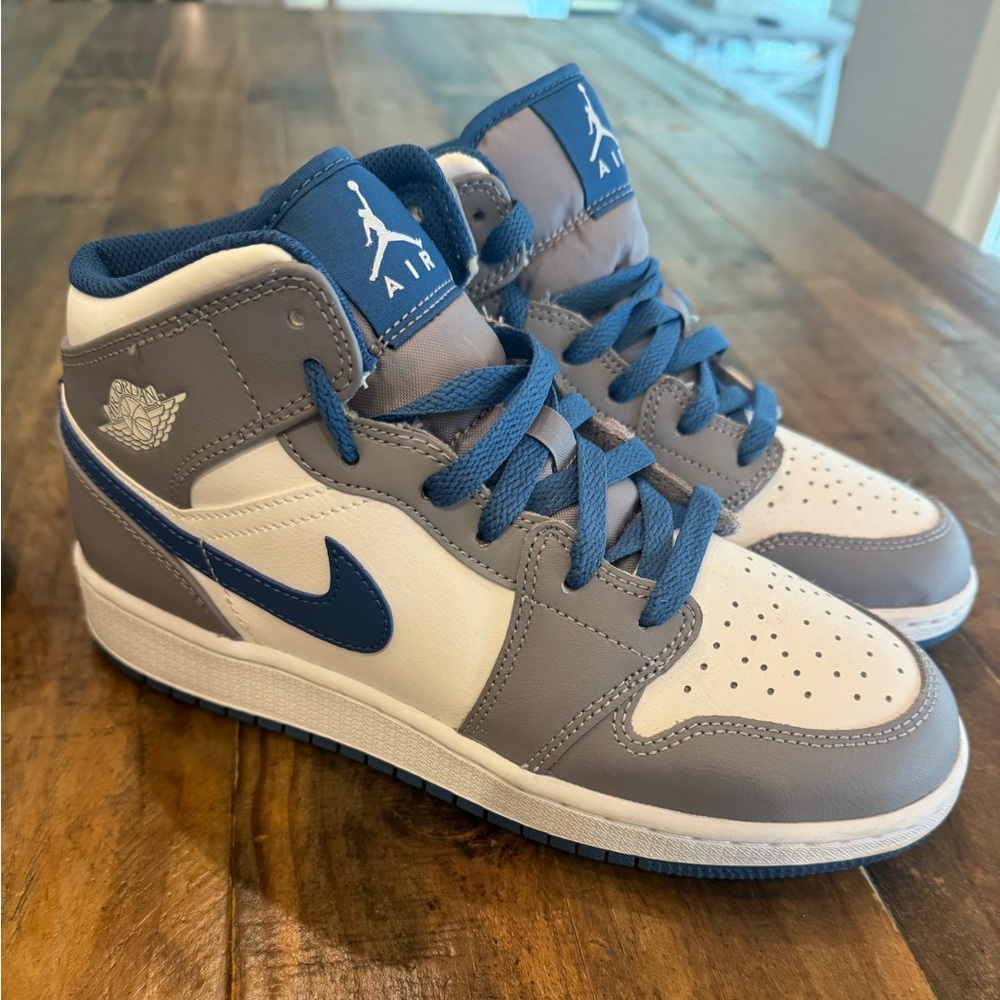 Nike Air Jordan 1 Mid Sneakers - Navy and cement size 6